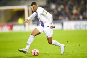 Fastest Soccer Player Kylian Mbappe top speed